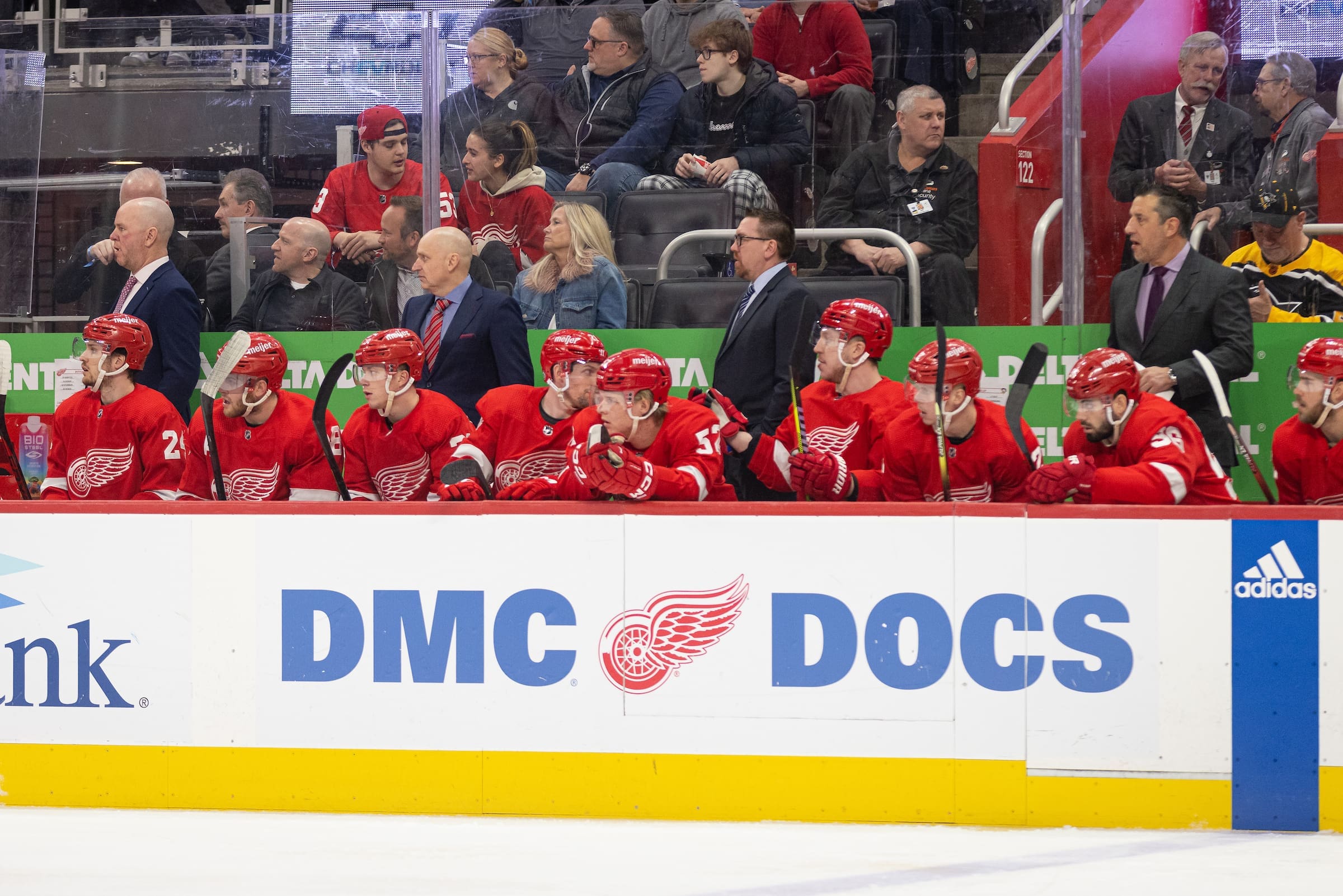 Red Wings bench